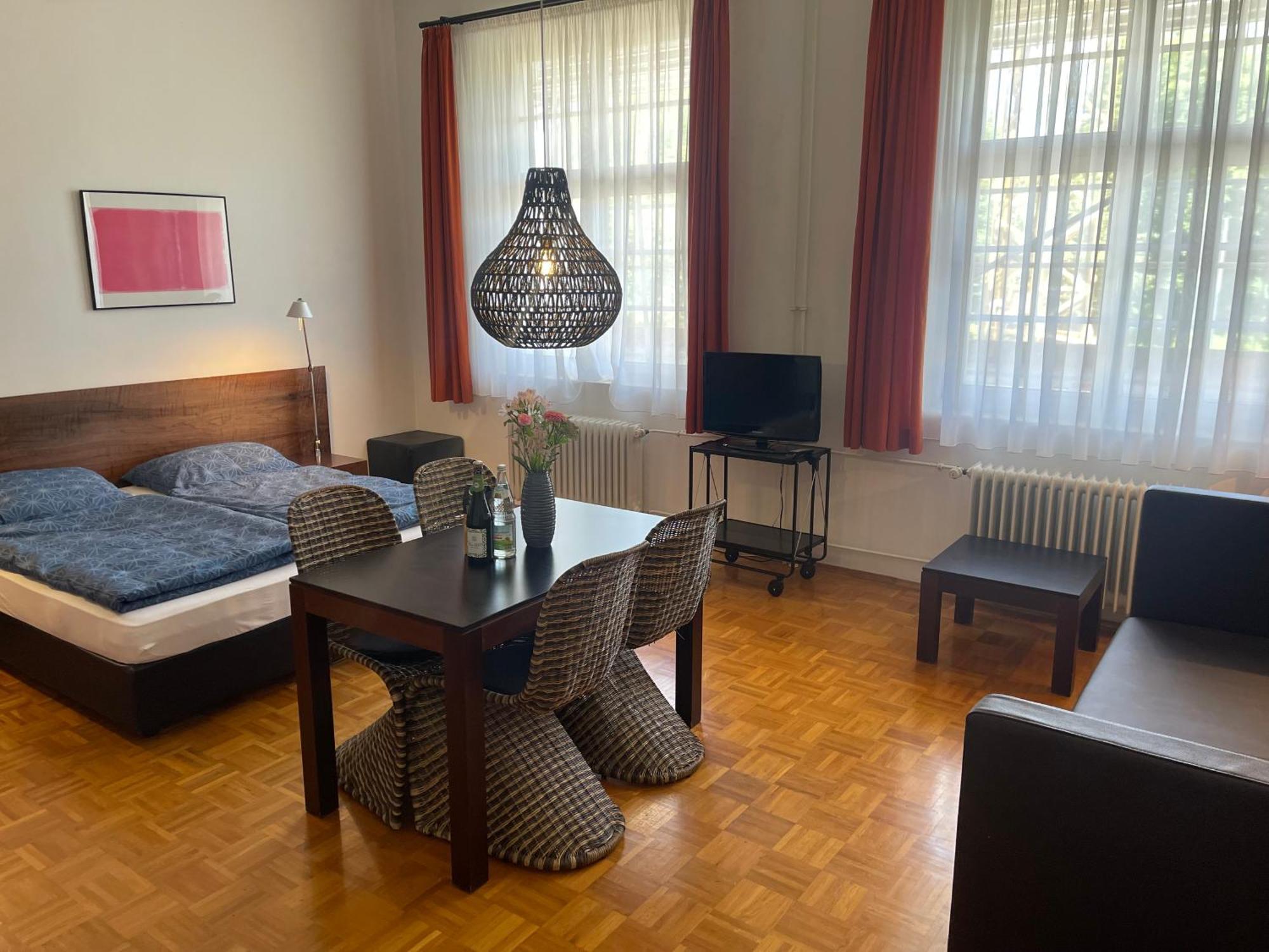 Whliving - Apartments & Studios In Konstanz Eksteriør bilde