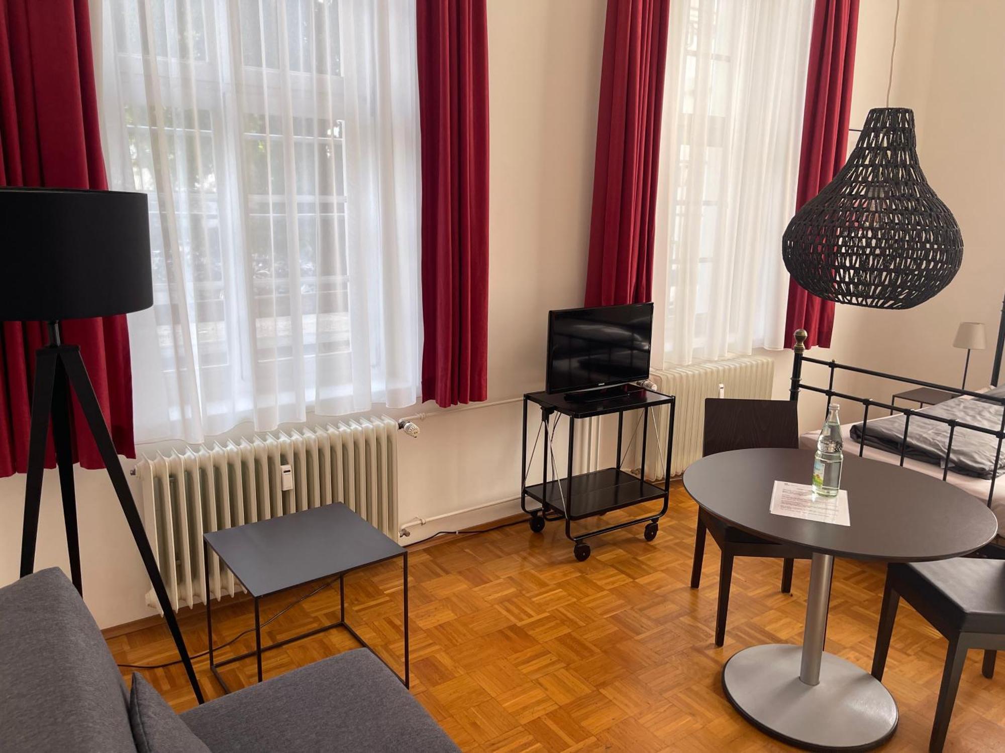 Whliving - Apartments & Studios In Konstanz Eksteriør bilde
